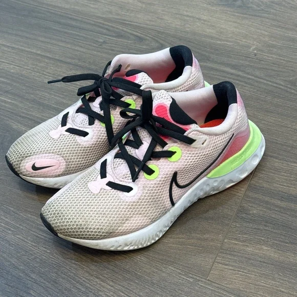 Nike Renew Running Shoes Sneakers for Women Size US 6.5 Pink Foam - Picture 5 of 17